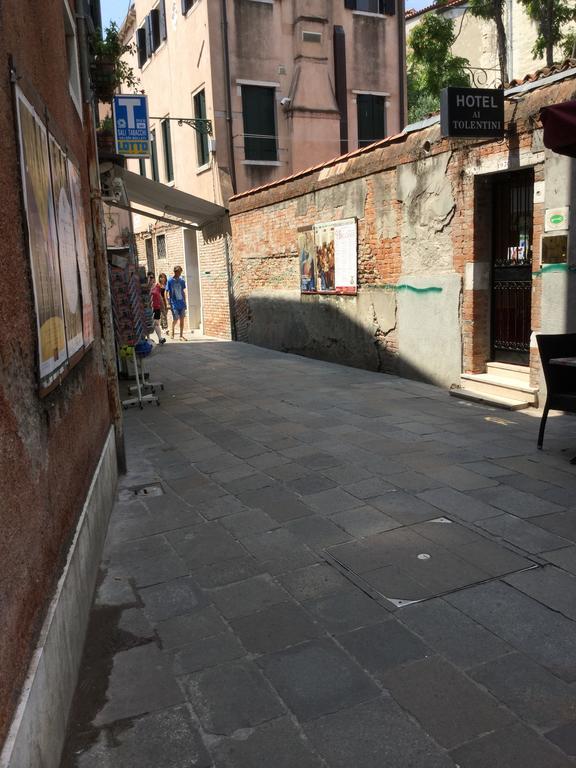 Albergo Ai Tolentini Venedig Eksteriør billede